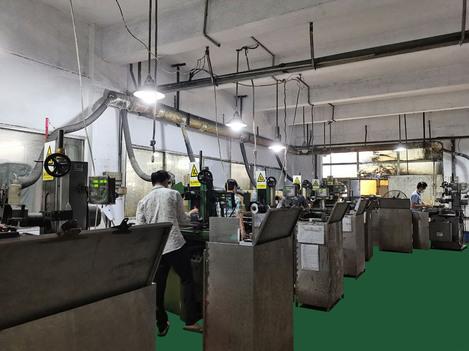 Grinder workshop